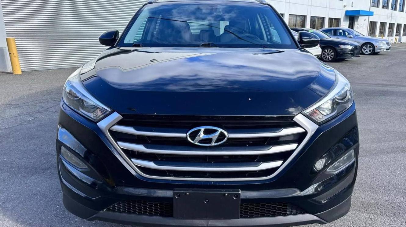 HYUNDAI TUCSON 2017 KM8J3CA45HU293585 image