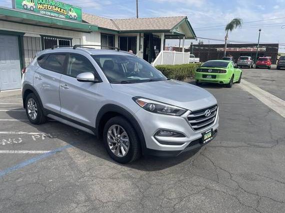 HYUNDAI TUCSON 2017 KM8J33A4XHU446543 image HYUNDAI TUCSON 2017 KM8J33A4XHU446543 image
