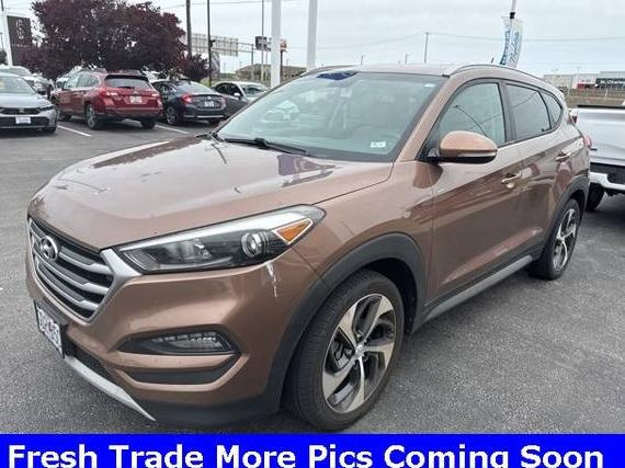 HYUNDAI TUCSON 2017 KM8J33A29HU321838 image