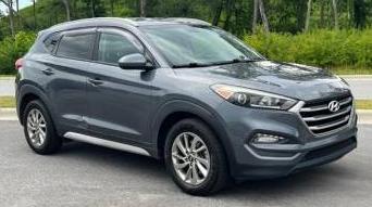 HYUNDAI TUCSON 2017 KM8J3CA44HU478761 image