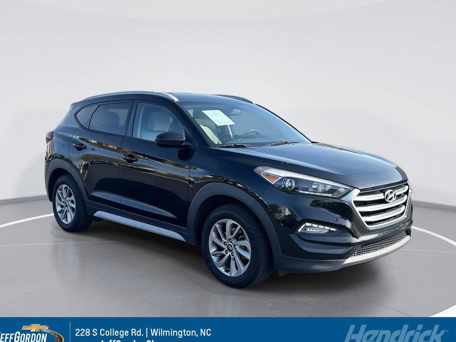 HYUNDAI TUCSON 2017 KM8J3CA45HU423011 image