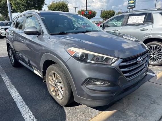 HYUNDAI TUCSON 2017 KM8J33A41HU479138 image