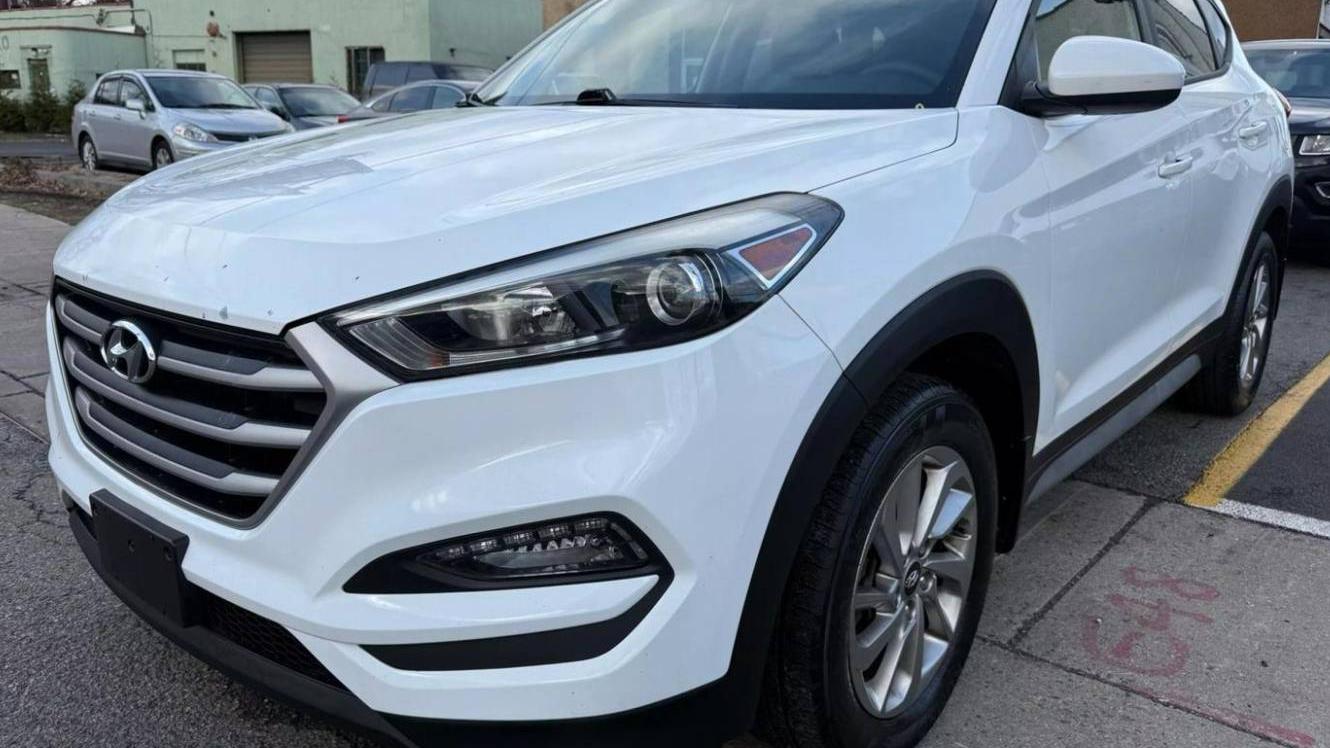 HYUNDAI TUCSON 2017 KM8J3CA40HU439021 image