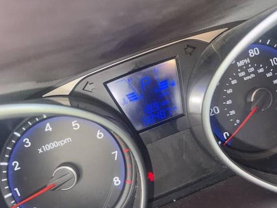 HYUNDAI TUCSON 2012 KM8JU3AC5CU357623 image