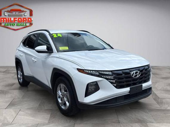 HYUNDAI TUCSON 2024 5NMJB3DE5RH345382 image