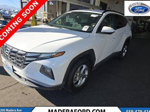 HYUNDAI TUCSON 2024 5NMJBCDEXRH384601 image HYUNDAI TUCSON 2024 5NMJBCDEXRH384601 image