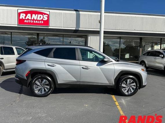 HYUNDAI TUCSON 2024 KM8JBCD18RU195253 image HYUNDAI TUCSON 2024 KM8JBCD18RU195253 image