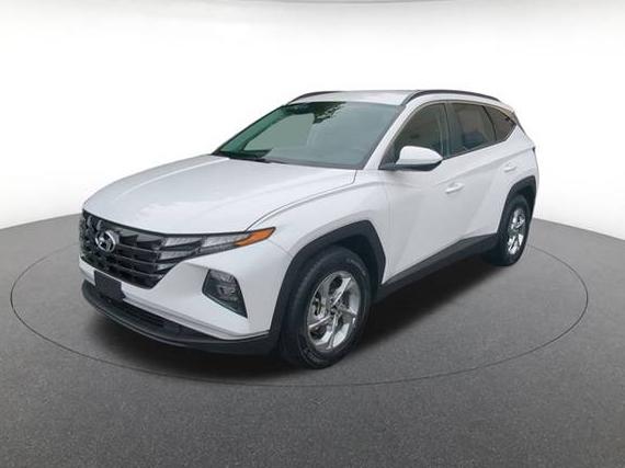 HYUNDAI TUCSON 2024 5NMJB3DE3RH387162 image