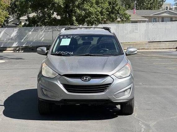 HYUNDAI TUCSON 2011 KM8JU3AC1BU297631 image