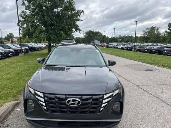HYUNDAI TUCSON 2022 5NMJBCAE6NH018021 image