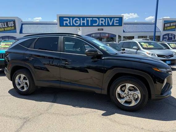 HYUNDAI TUCSON 2022 5NMJBCAE4NH010595 image HYUNDAI TUCSON 2022 5NMJBCAE4NH010595 image