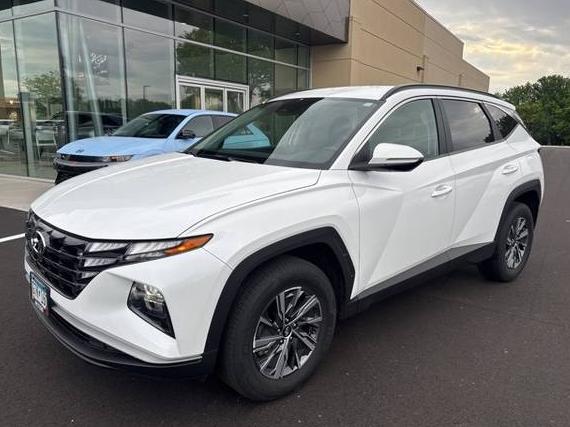 HYUNDAI TUCSON 2022 KM8JBCA13NU011853 image