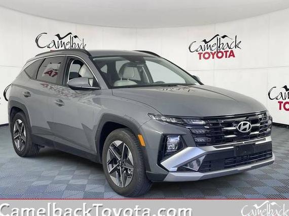 HYUNDAI TUCSON 2025 5NMJB3DE1SH443427 image