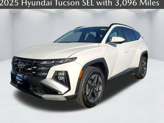 HYUNDAI TUCSON 2025 5NMJBCDE1SH481661 image HYUNDAI TUCSON 2025 5NMJBCDE1SH481661 image