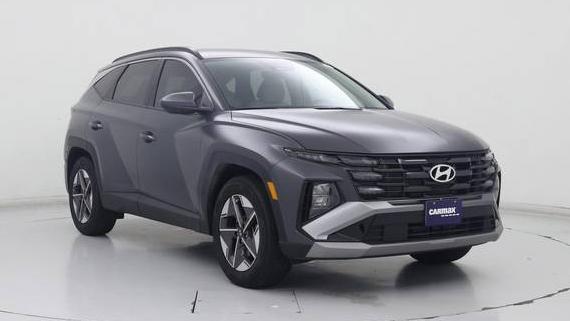 HYUNDAI TUCSON 2025 5NMJB3DE1SH480266 image