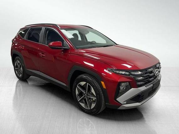 HYUNDAI TUCSON 2025 5NMJB3DE0SH442026 image