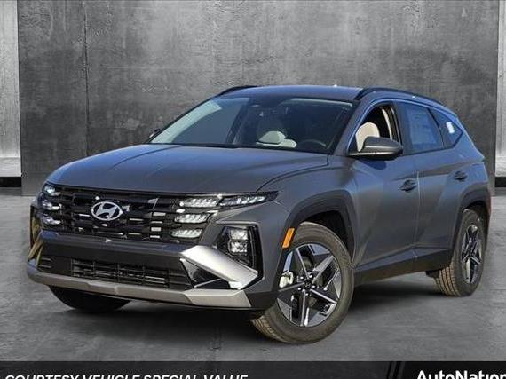 HYUNDAI TUCSON 2025 5NMJB3DE3SH480253 image