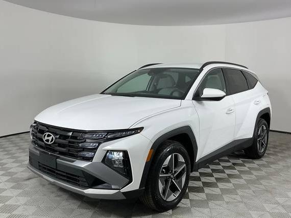 HYUNDAI TUCSON 2025 5NMJBCDE5SH460375 image