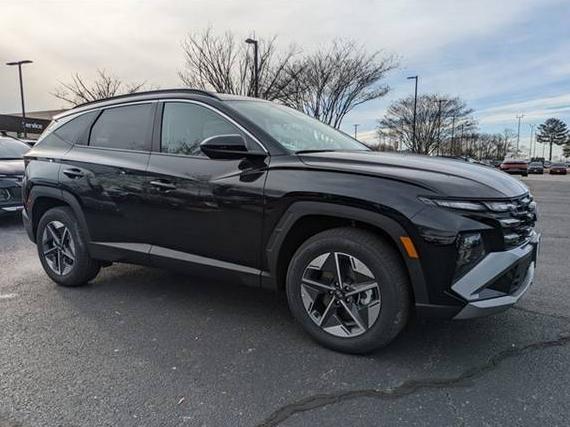 HYUNDAI TUCSON 2025 5NMJBCDE7SH508202 image HYUNDAI TUCSON 2025 5NMJBCDE7SH508202 image