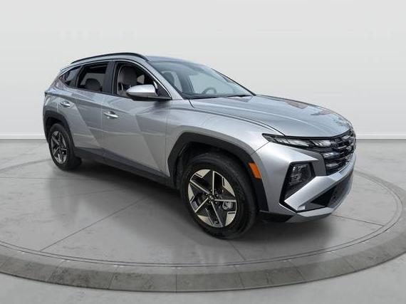 HYUNDAI TUCSON 2025 5NMJBCDE7SH545475 image