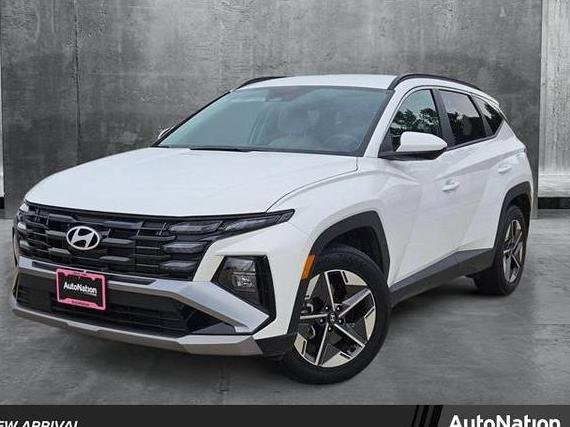 HYUNDAI TUCSON 2025 5NMJB3DE1SH463984 image