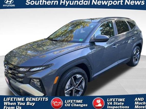 HYUNDAI TUCSON 2025 5NMJB3DE0SH557399 image