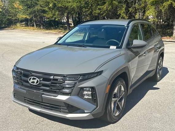 HYUNDAI TUCSON 2025 5NMJB3DE2SH444246 image