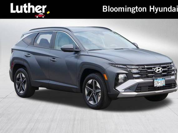 HYUNDAI TUCSON 2025 5NMJBCDE7SH464542 image