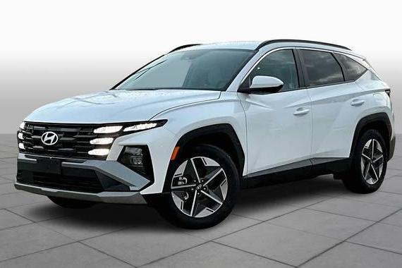 HYUNDAI TUCSON 2025 5NMJB3DE3SH482892 image