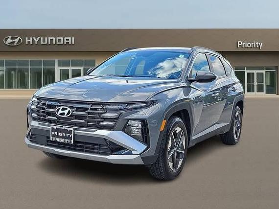 HYUNDAI TUCSON 2025 5NMJBCDE1SH440771 image