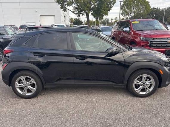 HYUNDAI KONA 2023 KM8K62AB1PU962406 image