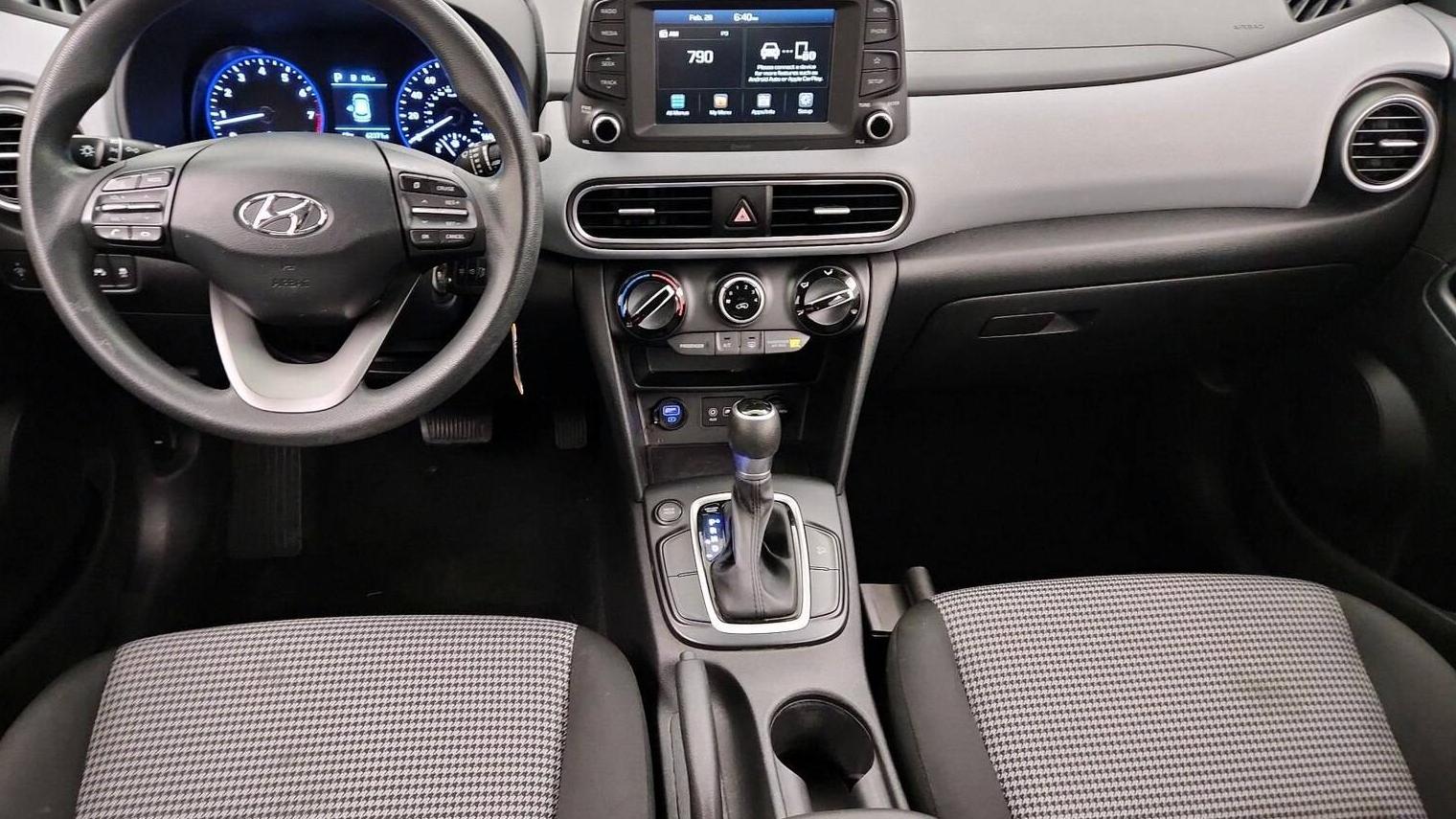 HYUNDAI KONA 2019 KM8K12AA0KU339079 image