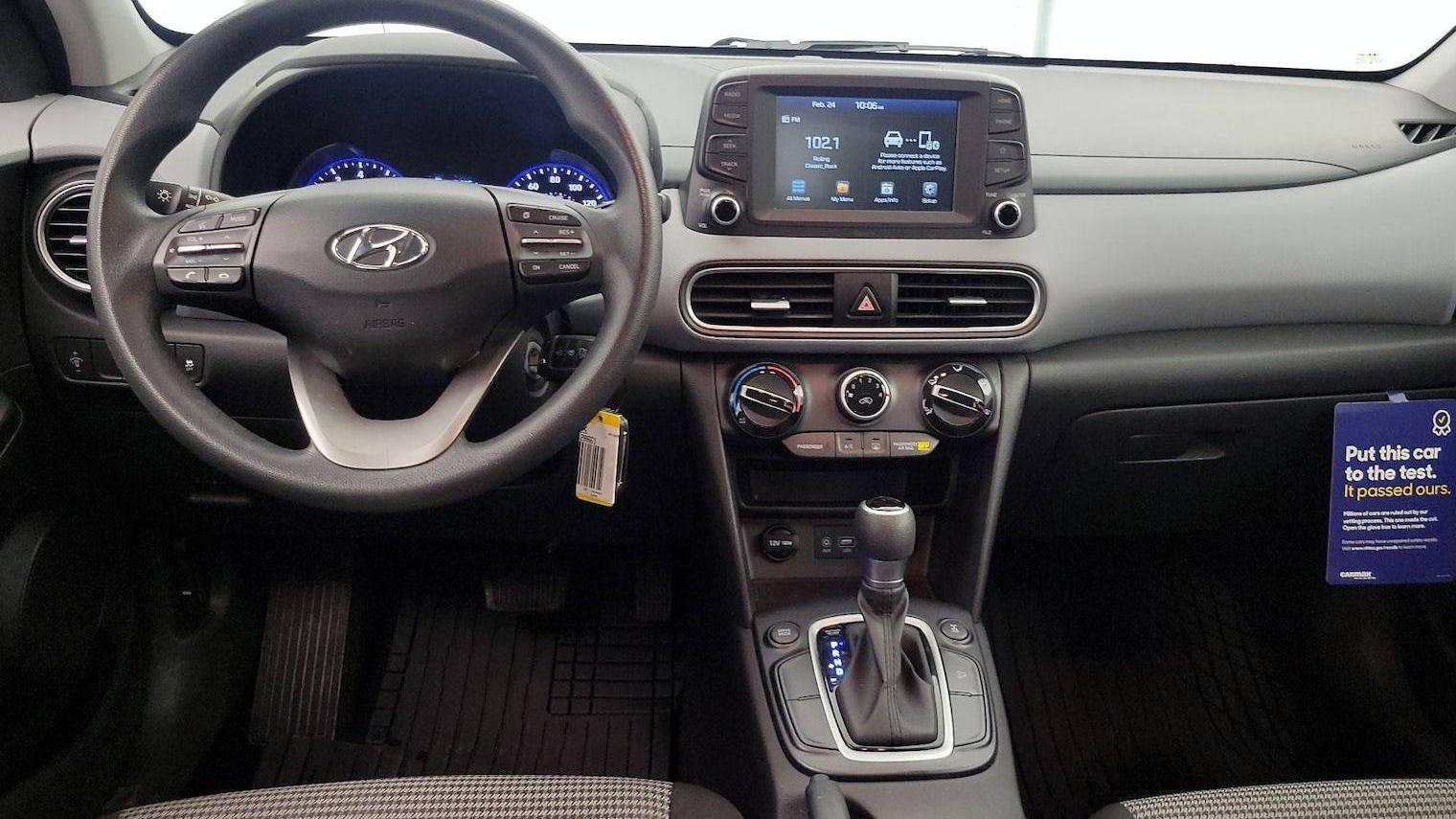 HYUNDAI KONA 2018 KM8K1CAA7JU128661 image