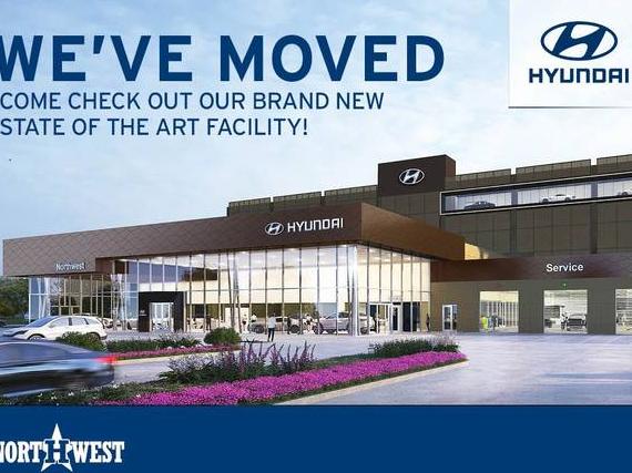 HYUNDAI KONA 2018 KM8K62AA8JU128471 image