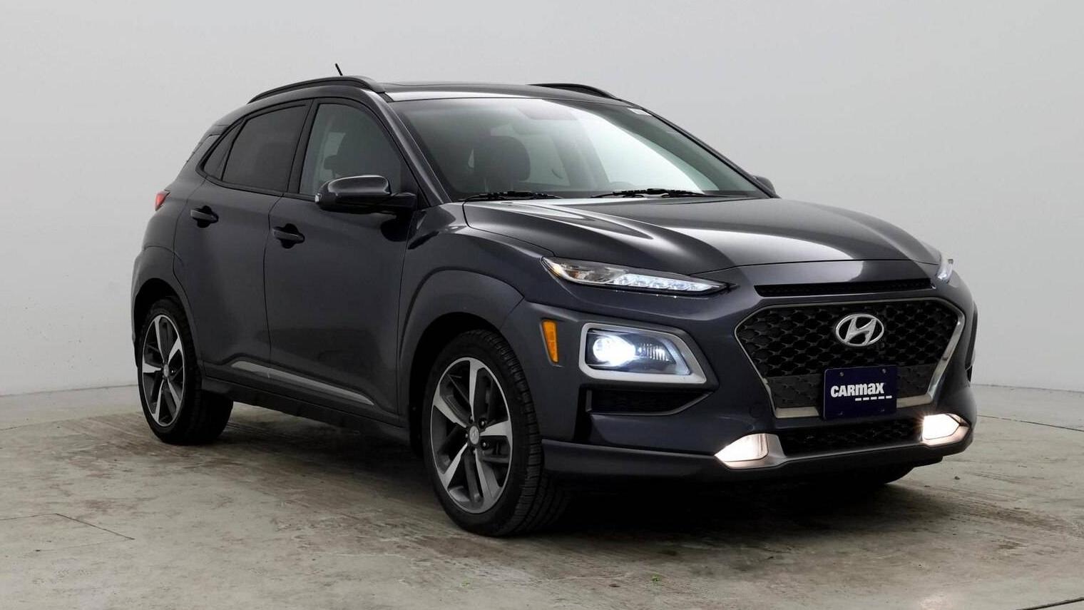 HYUNDAI KONA 2018 KM8K3CA54JU118442 image