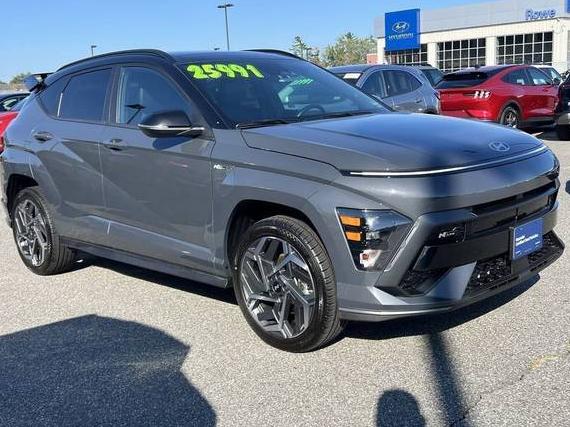 HYUNDAI KONA 2024 KM8HACA36RU070419 image