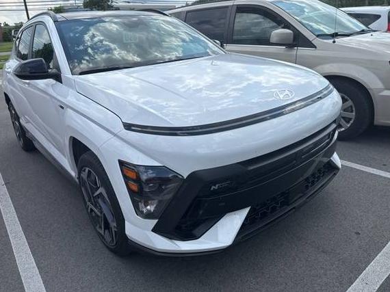 HYUNDAI KONA 2024 KM8HACA36RU035878 image