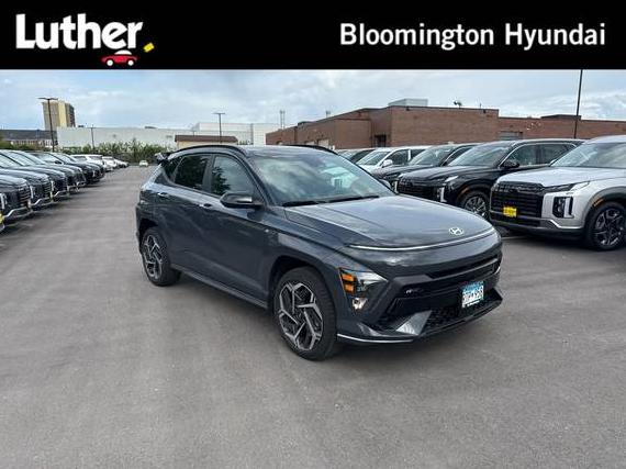 HYUNDAI KONA 2024 KM8HACA32RU169173 image