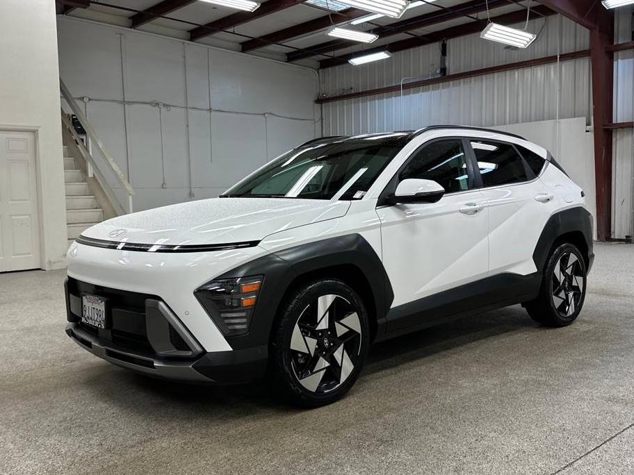 HYUNDAI KONA 2024 KM8HE3A37RU032184 image