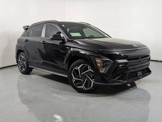 HYUNDAI KONA 2024 KM8HA3A32RU153247 image