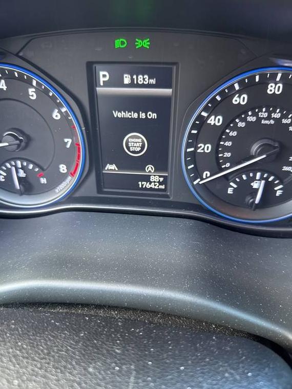 HYUNDAI KONA 2022 KM8K32AB6NU915393 image