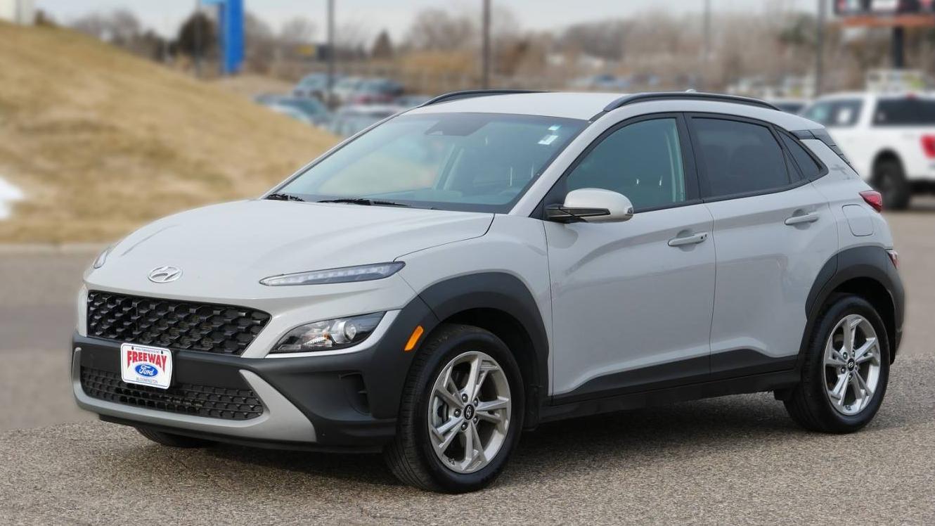 HYUNDAI KONA 2022 KM8K6CAB4NU872220 image