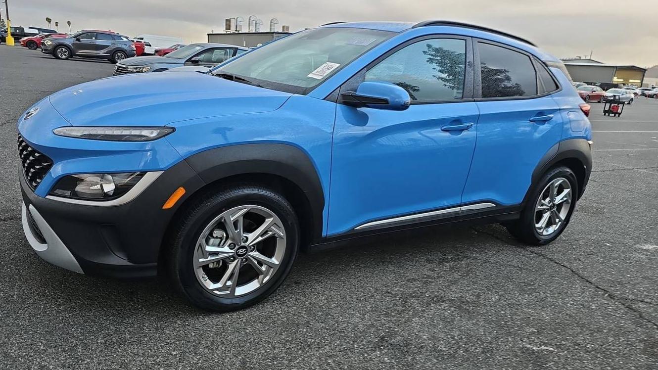 HYUNDAI KONA 2022 KM8K62AB6NU778690 image