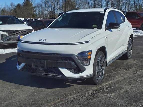 HYUNDAI KONA 2025 KM8HBCA39SU241442 image