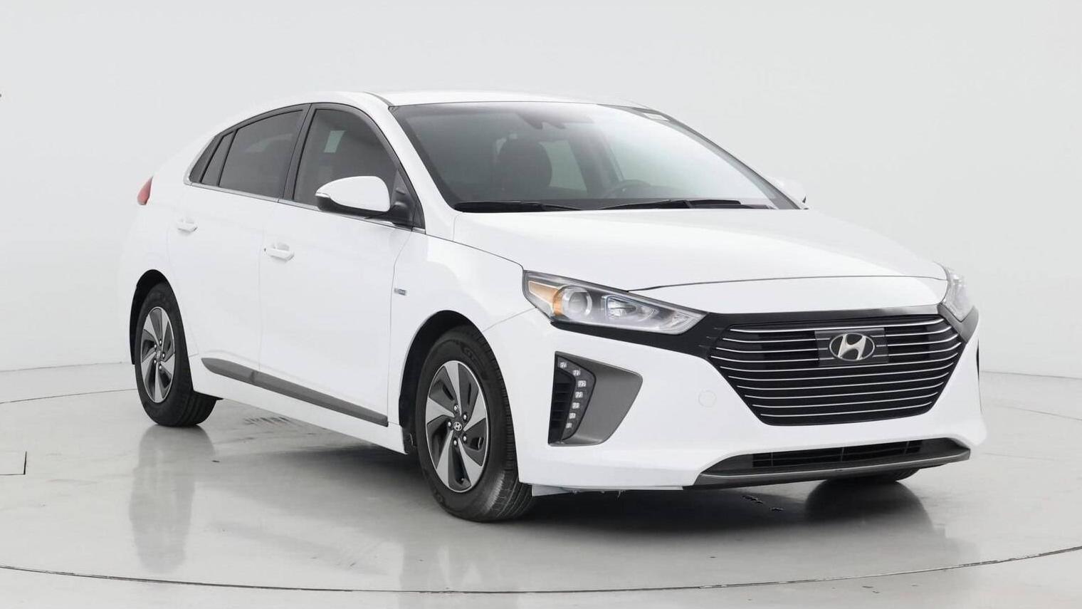 HYUNDAI IONIQ 2019 KMHC75LC1KU106041 image