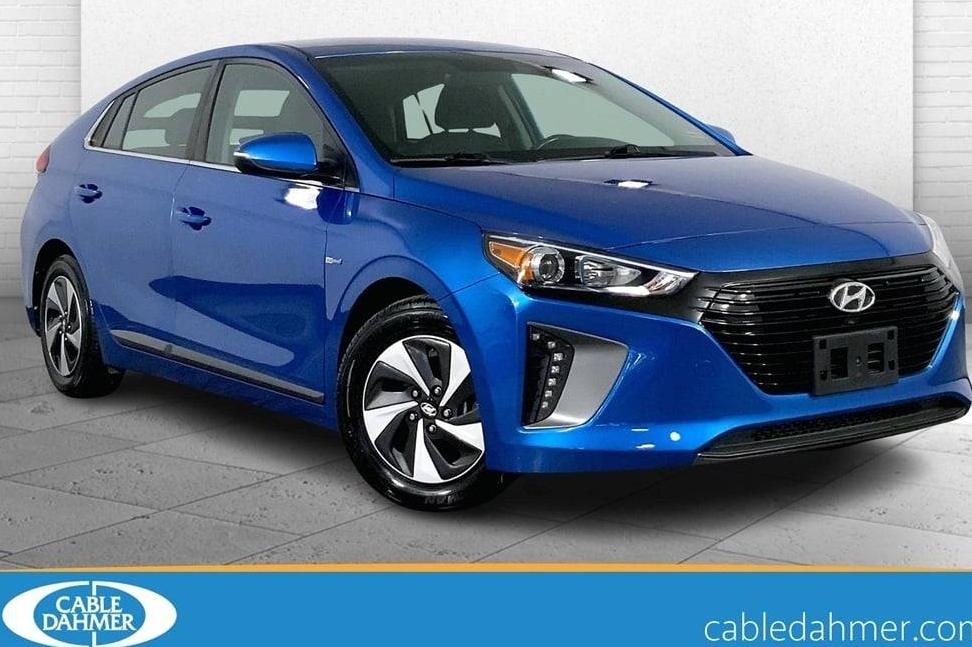 HYUNDAI IONIQ 2017 KMHC75LC9HU046065 image