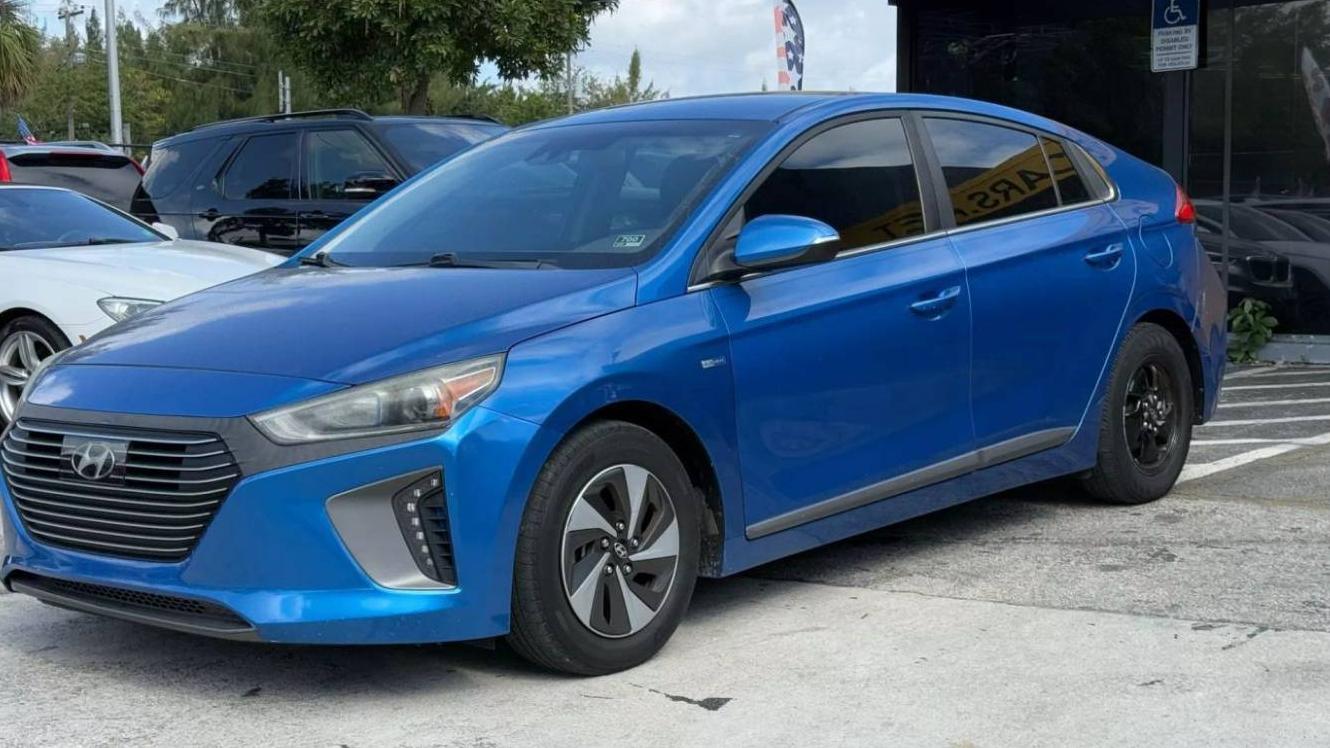 HYUNDAI IONIQ 2017 KMHC75LC0HU049338 image