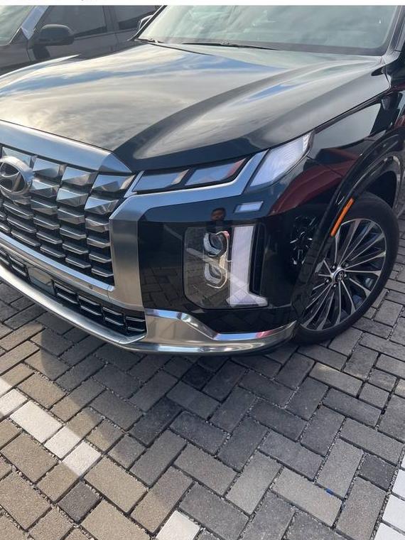 HYUNDAI PALISADE 2023 KM8R7DGE4PU495782 image