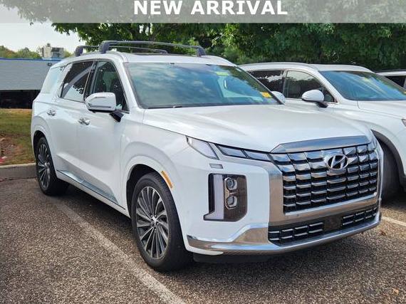 HYUNDAI PALISADE 2023 KM8R7DGE6PU499560 image