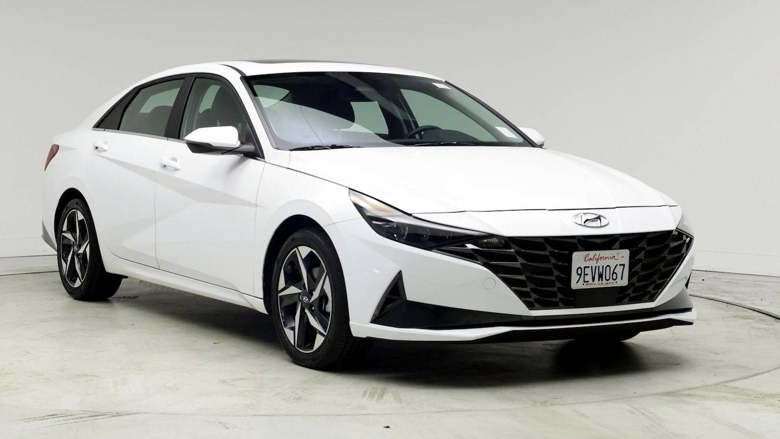 HYUNDAI ELANTRA 2023 KMHLN4AJ6PU051370 image